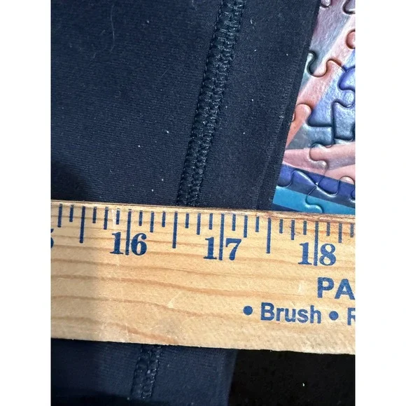 Tna Aritzia Atmosphere High Waisted Biker Shorts Black Women Size Small 7 Inseam - Picture 7 of 9